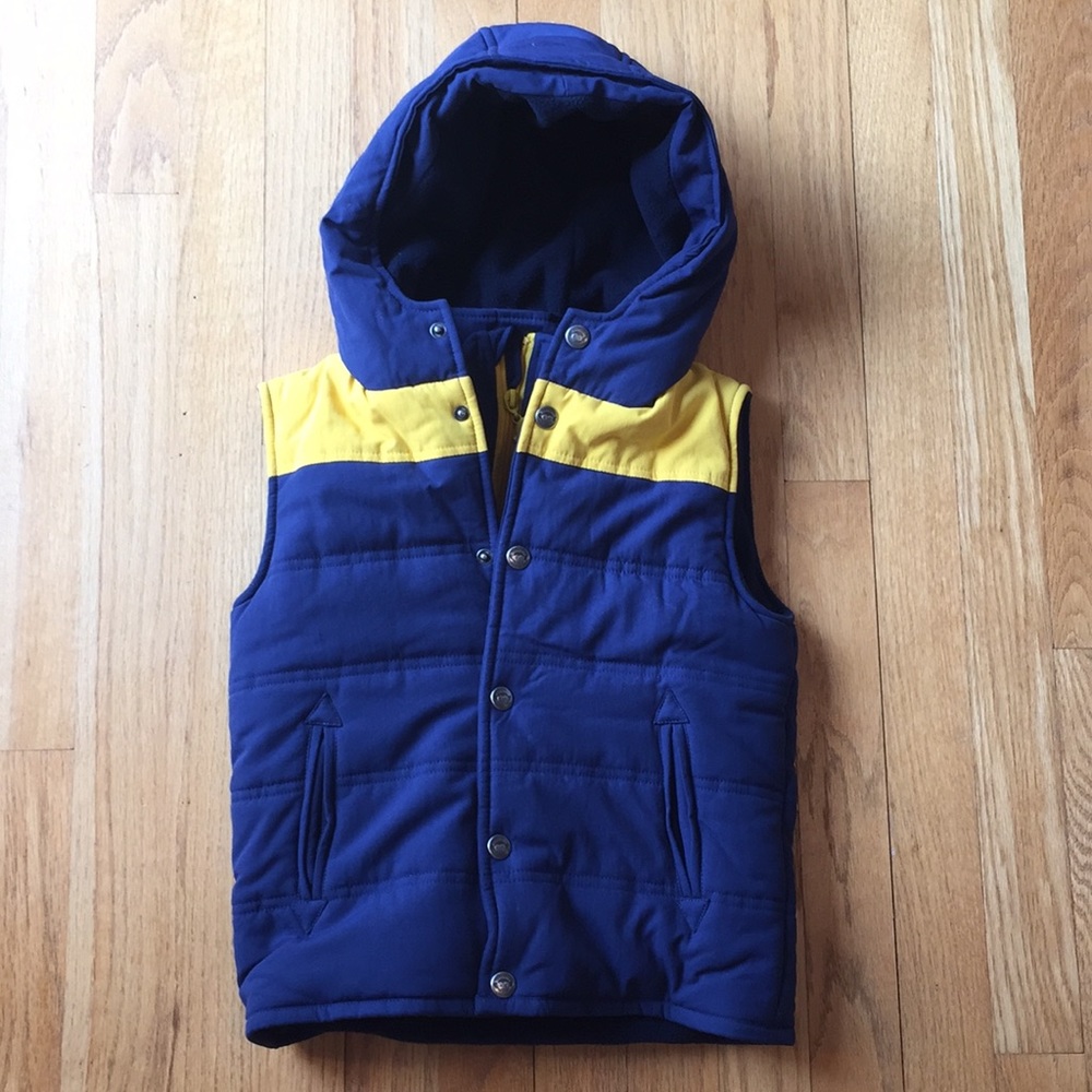 Appaman never worn sz 6 Puffy Vest navy/yellow